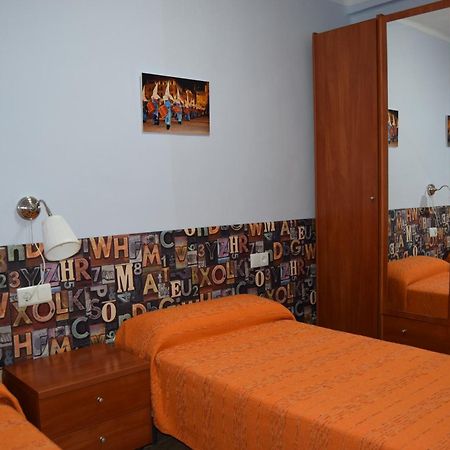 Casa Rural Natalia Valmuel المظهر الخارجي الصورة